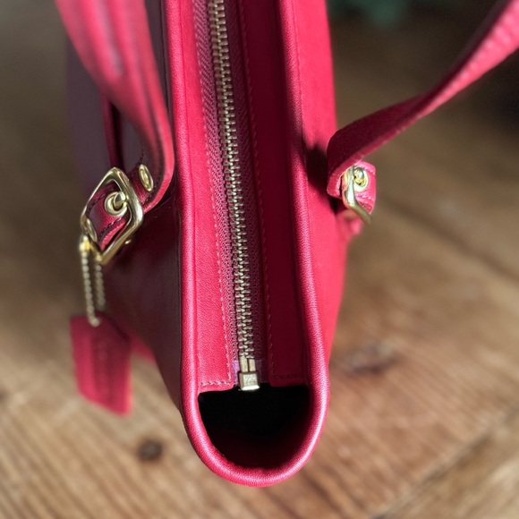 Vintage COACH Legacy Small Market Tote Red Leather 9846 EUC - Picture 10 of 17